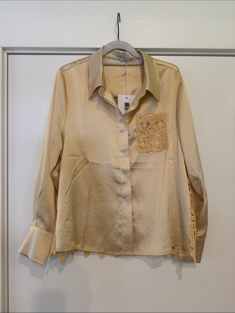 The Noli Shop Amelia Silky Lace Blouse Size M